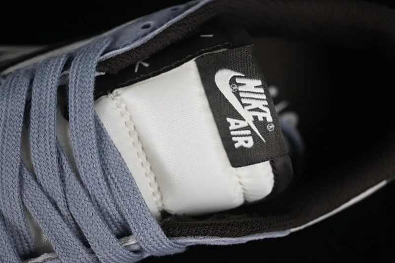 All Categories Air Jordan Jordan Series Basketball Shoes Air Jordan 1 Low Travis Scott x Air Jordan 1 Low OG AJ1 Joe 1 Reversed Overhook Joint Style Casual Sports Basketball Shoes DM7866-820